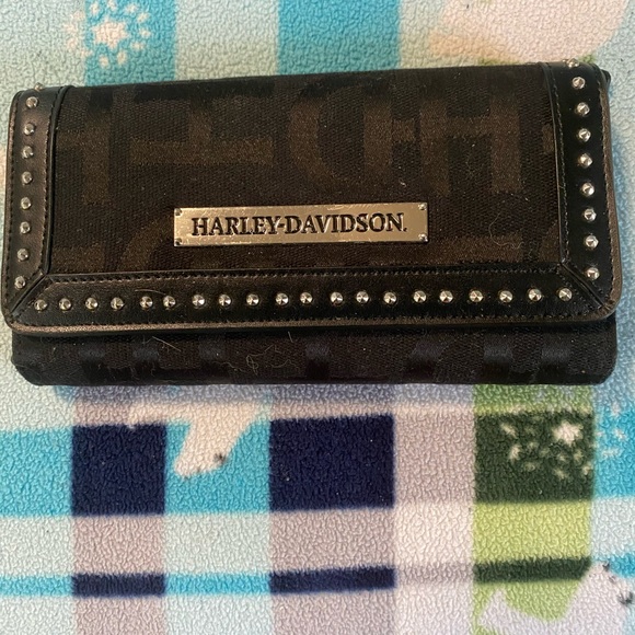 Harley-Davidson Handbags - Women’s Harley Davidson wallet